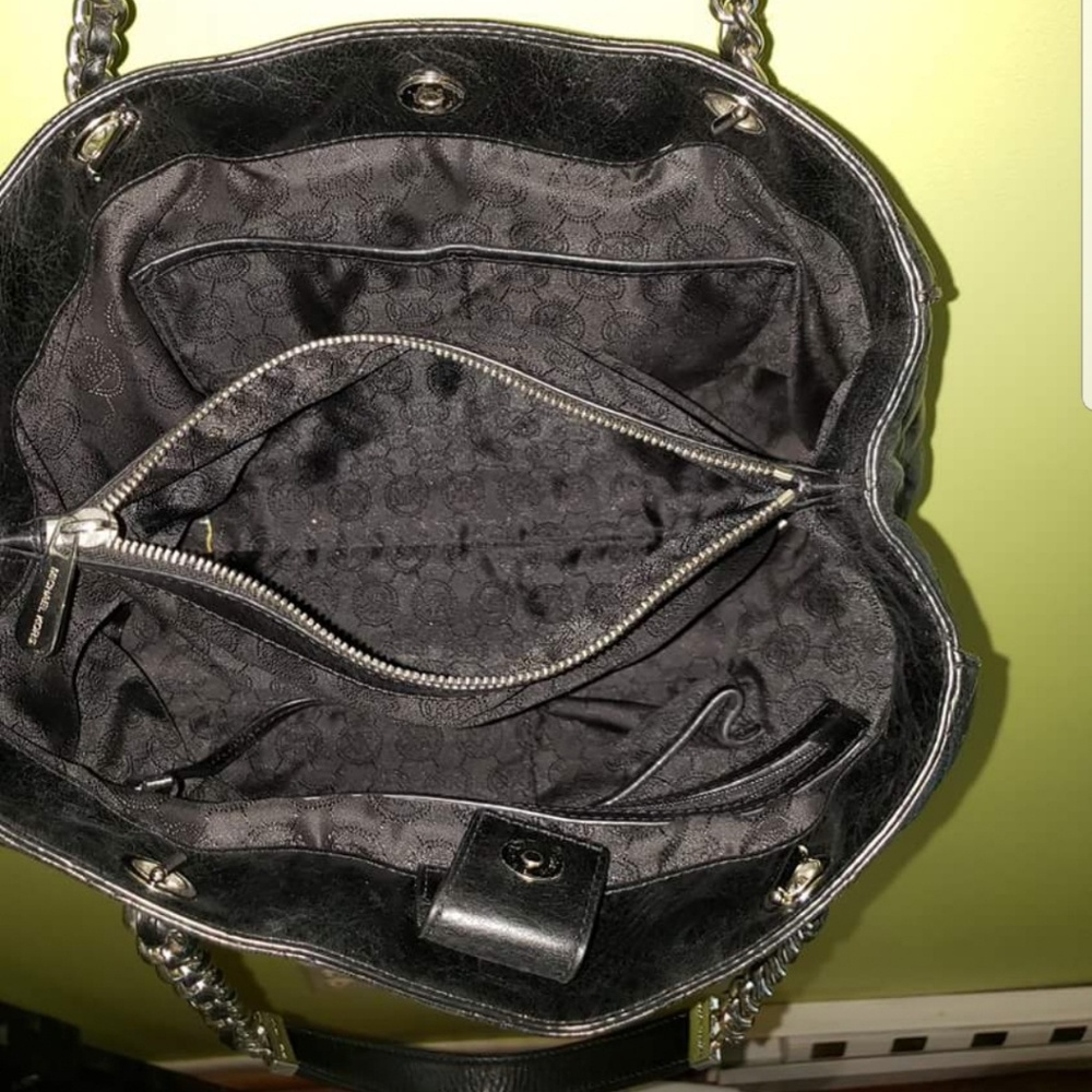 Michael Kors Purse - Picture 5 of 7